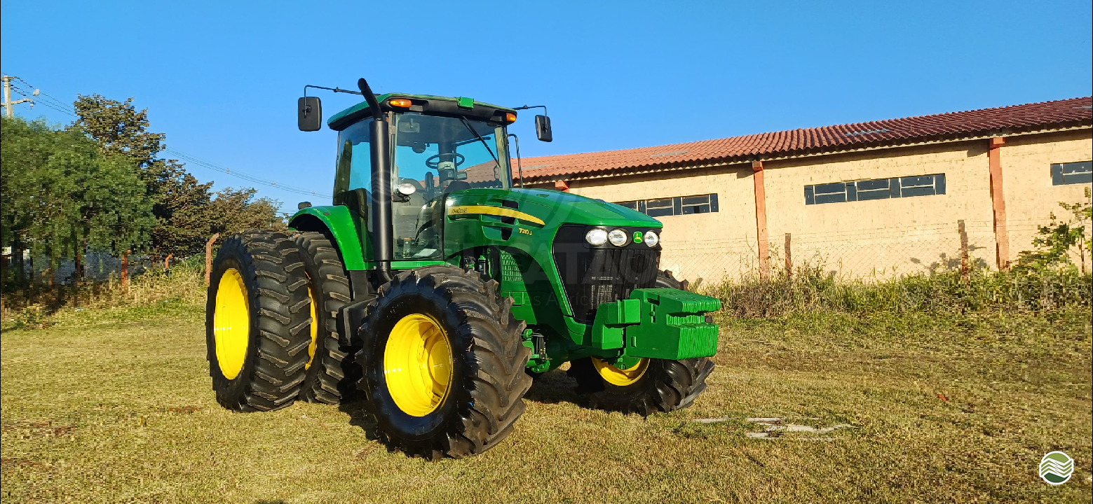 TRATOR JOHN DEERE JOHN DEERE 7210J Tração 4x4 Sucatão Tratores e Peças IBIPORA PARANÁ PR